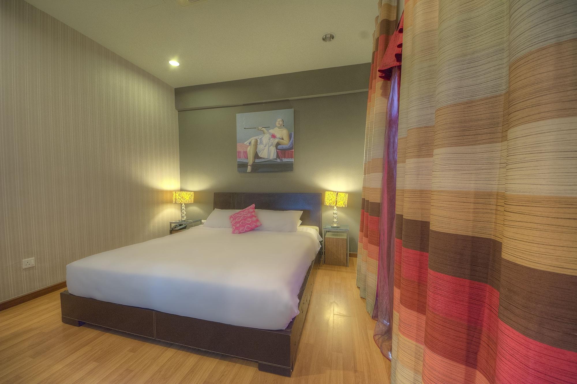 アレナー デラックス ホテル Malacca エクステリア 写真